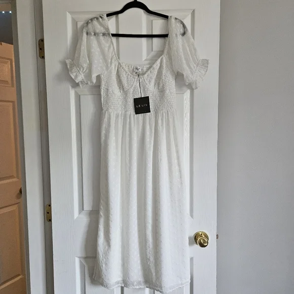 Le Lis White Puff Sleeve Sundress - Picture 1 of 7